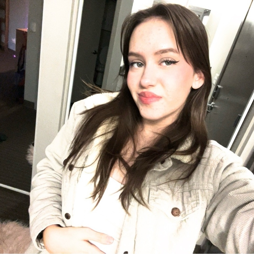 Meet your Posher, Diana